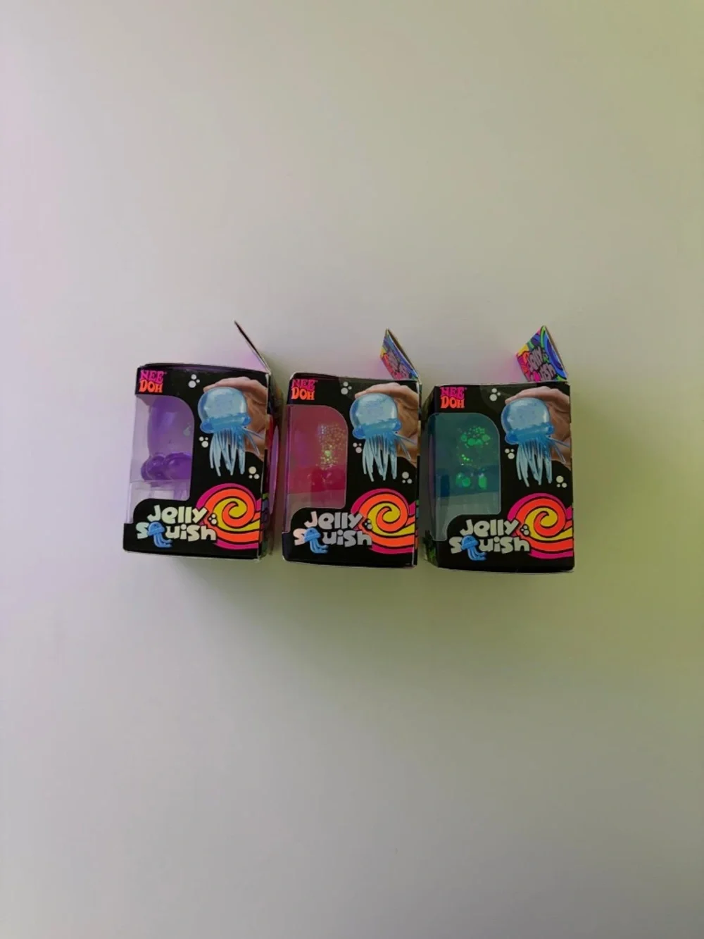 NeeDoh Jellyfish Squishy Fidget Toy Purple Pink Blue Stress Ball NEW - Picture 2 of 7